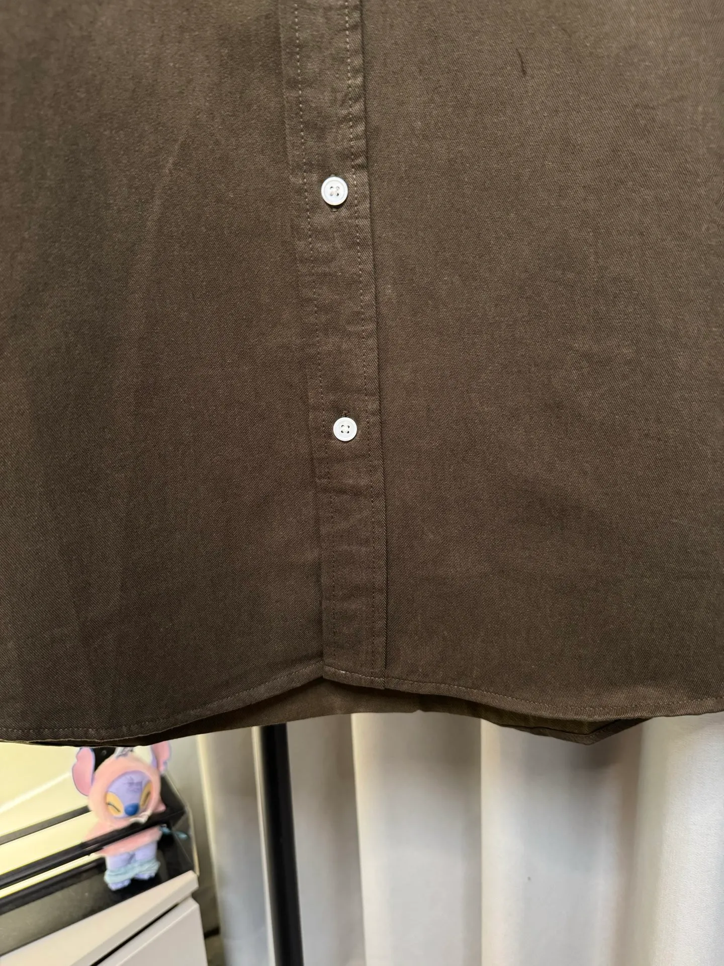 [Premium replica] 𝐋𝐨𝐫𝐨 𝐏𝐢𝐚𝐧𝐚 26Ss lp Autumn and Winter Nuoyoupian Hot Sale boutique Tencel shirt jacket 55% Tencel + 45% cotton feels great, sold through trading company channels, in perfect condition, belongs to the cabinet level, predictable Hot Sale, advanced custom-made imported high-grade Tencel fabric, master-level tailoring, invincible texture, excellent skin-friendliness, very outstanding aesthetic design, exquisite craftsmanship, smooth lines, perfect matching! Easily upgrade your sense of fashion, with high recognition, great upper body effect, extremely sophisticated workmanship, and neat and meticulous wiring. The Premium Quality version can be used for business or daily leisure. Color: green Size: m/l/xl/2xl